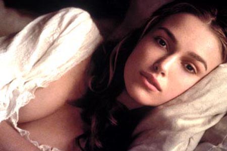 how old was keira knightley in pirates of the caribbean